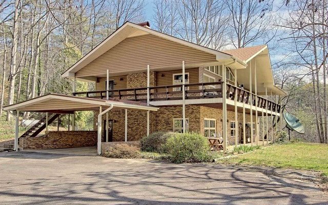 899 Bauer Road Hiawassee, GA 30546 - Photo 1 of 1 Main View