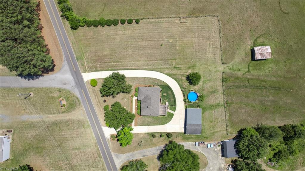 699 John Young Road Lexington, NC 27292 - Photo 34 of 49
