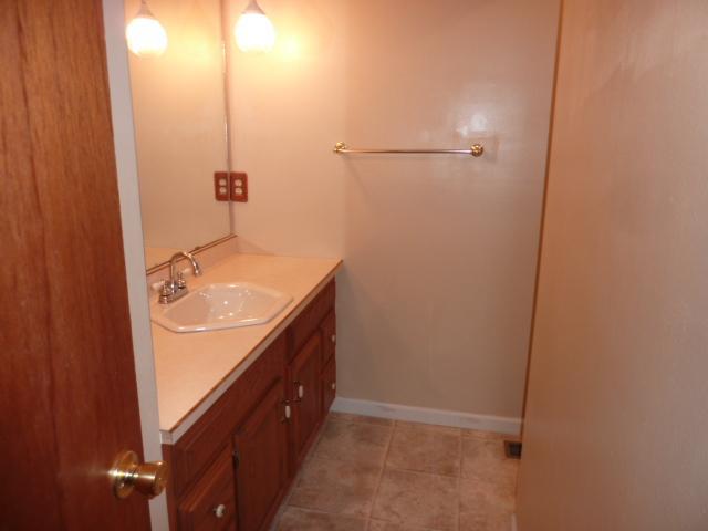 1807 Mitthoeffer Road Indianapolis, IN 46229 - Photo 11 of 13 Gallery Image 11