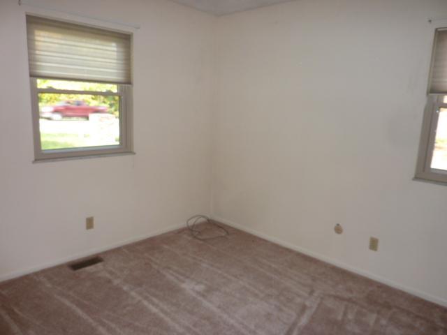 1807 Mitthoeffer Road Indianapolis, IN 46229 - Photo 9 of 13 Gallery Image 9