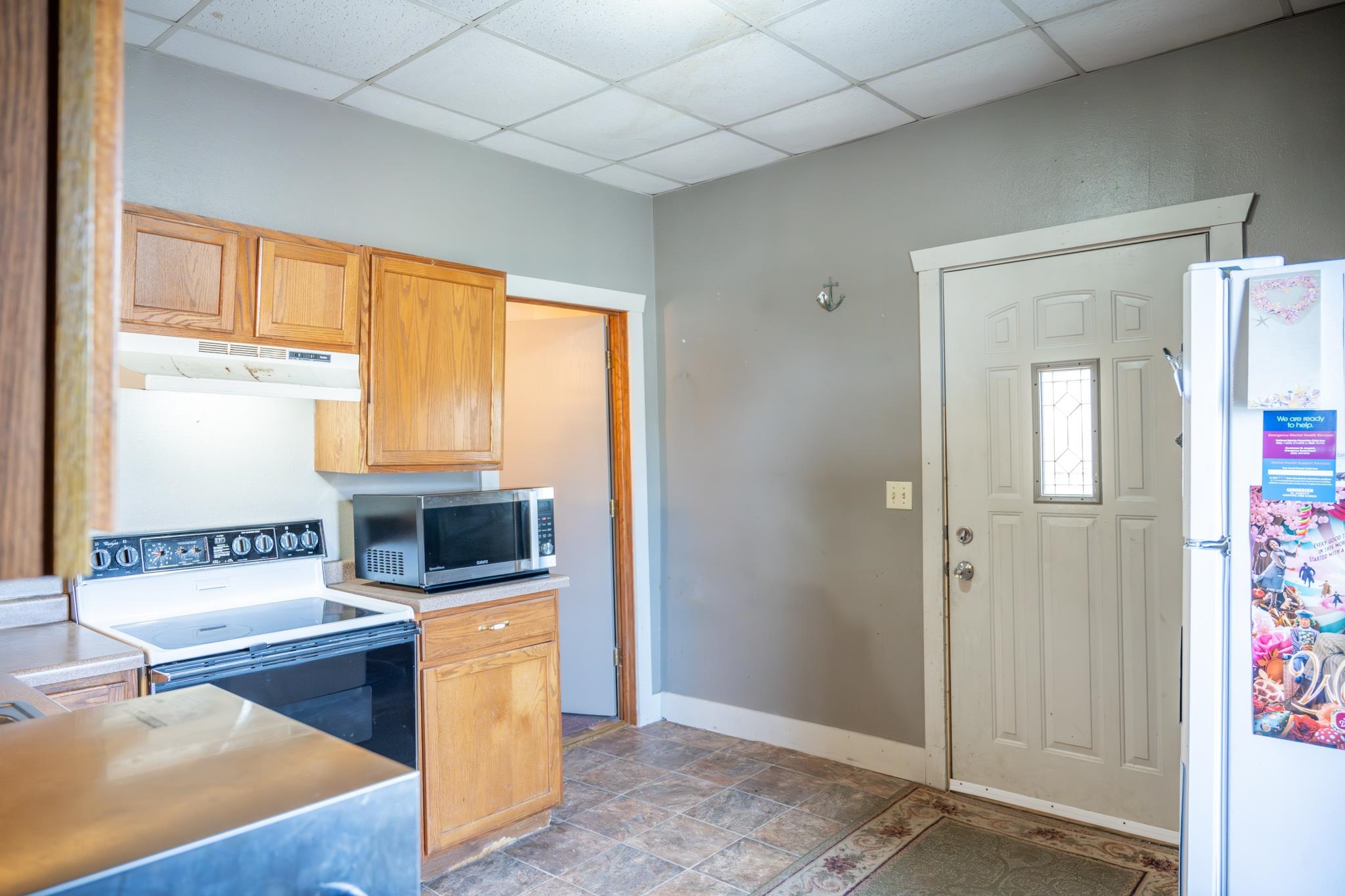327 2nd Main Street Elroy, WI 53929 - Photo 4 of 45