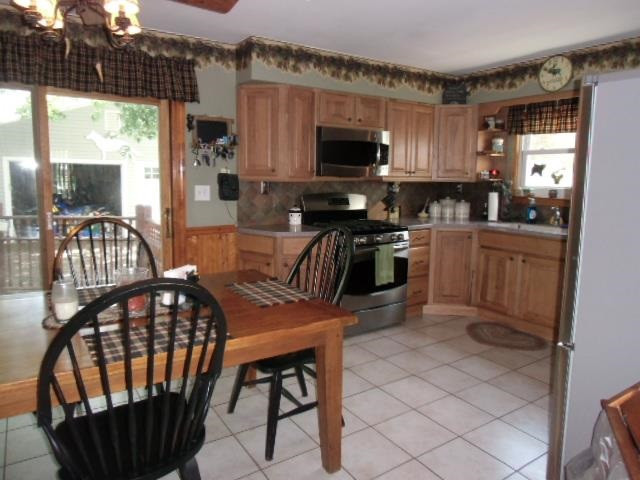 1241 North Westcott Road Rotterdam, NY 12306 - Photo 8 of 22 Photo 8
