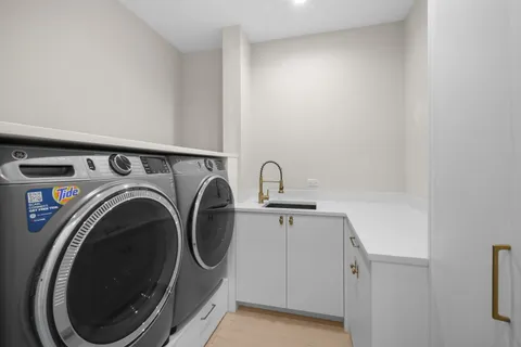 $2,299,000 | 3936 North Claremont Avenue, Chicago, IL 60618