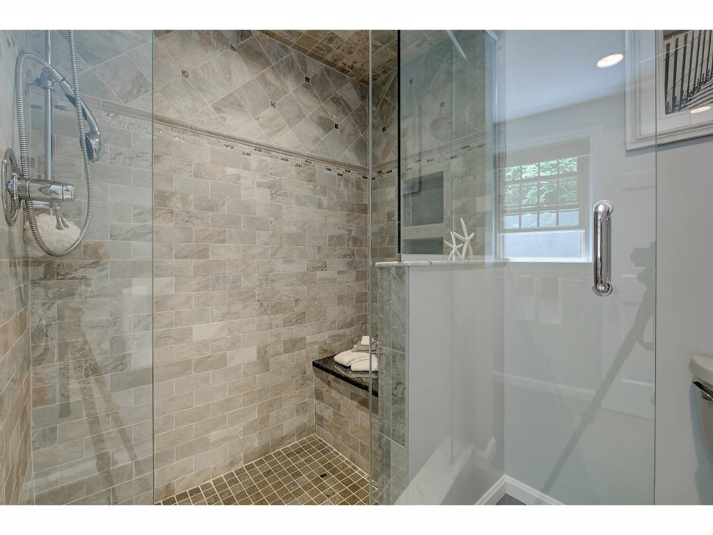 17 Tully Street Windham, NH 03087 - Photo 20 of 36 Gallery Image 20