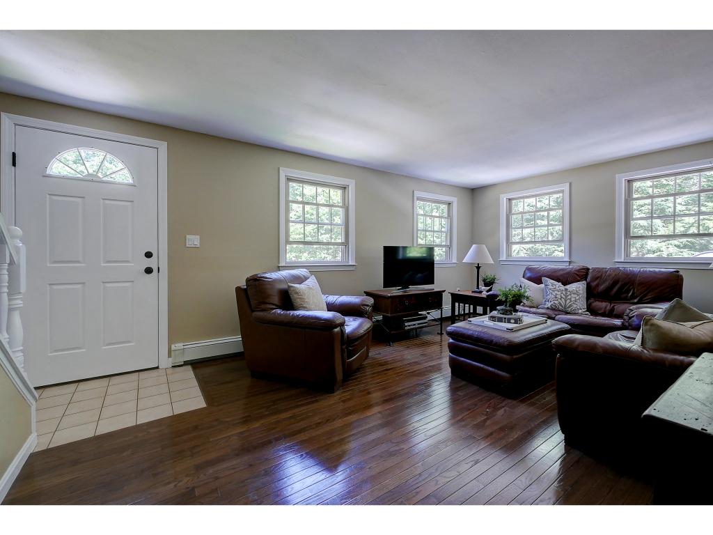 17 Tully Street Windham, NH 03087 - Photo 3 of 36 Gallery Image 3