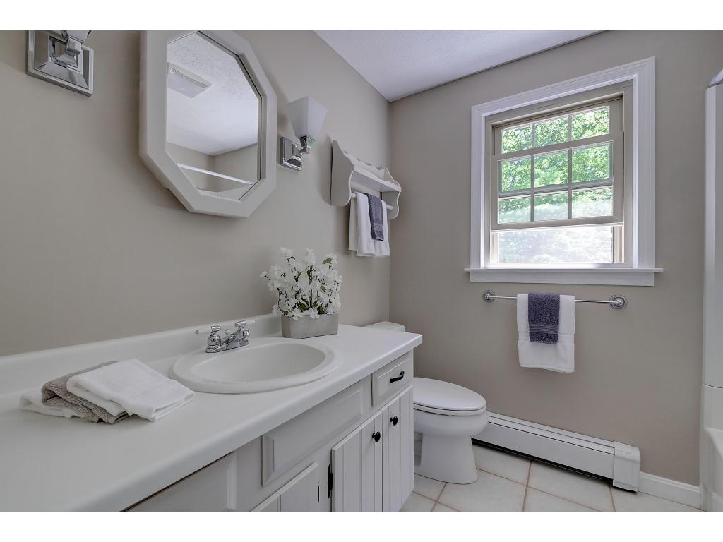 17 Tully Street Windham, NH 03087 - Photo 25 of 36 Gallery Image 25
