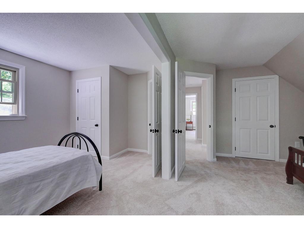 17 Tully Street Windham, NH 03087 - Photo 26 of 36 Gallery Image 26