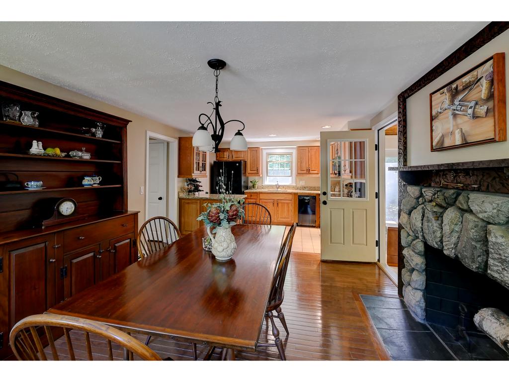 17 Tully Street Windham, NH 03087 - Photo 7 of 36 Gallery Image 7