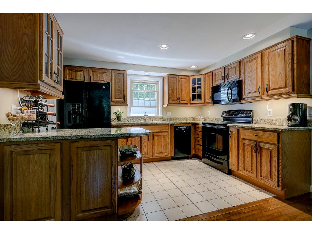 17 Tully Street Windham, NH 03087 - Photo 8 of 36 Gallery Image 8