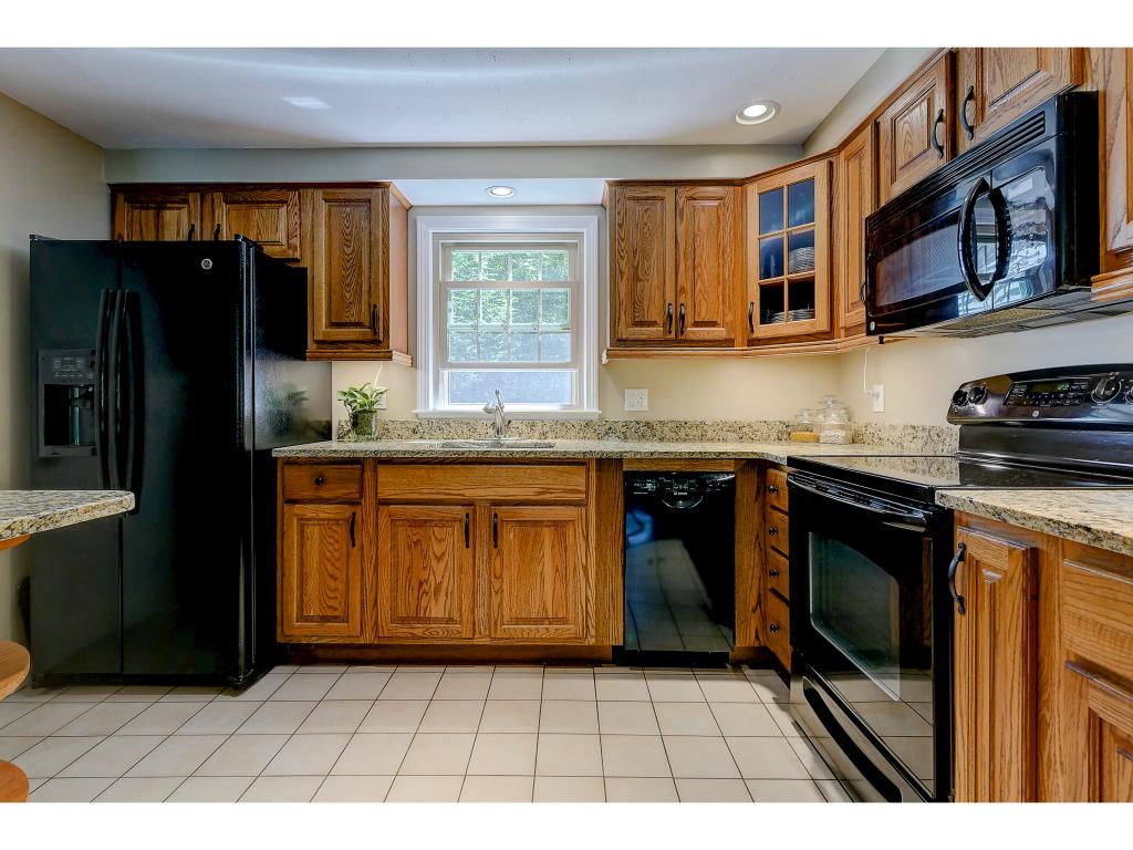 17 Tully Street Windham, NH 03087 - Photo 9 of 36 Gallery Image 9