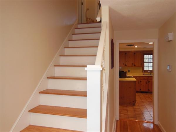 55 Sleigh Road Chelmsford, MA 01824 - Photo 2 of 20 Gallery Image 2