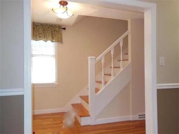 55 Sleigh Road Chelmsford, MA 01824 - Photo 4 of 20 Gallery Image 4