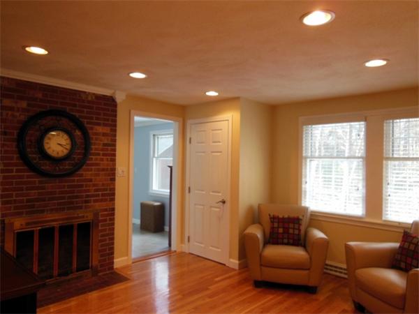 55 Sleigh Road Chelmsford, MA 01824 - Photo 7 of 20 Gallery Image 7