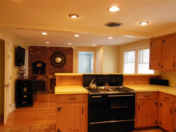 55 Sleigh Road Chelmsford, MA 01824 - Photo 10 of 20 Gallery Image 10