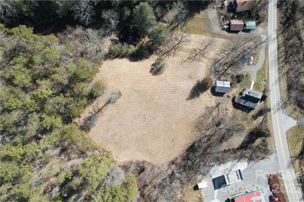 36 Stockton Road Weaverville, NC 28787 - Photo 23 of 31 a view of outdoor space and covered with snow