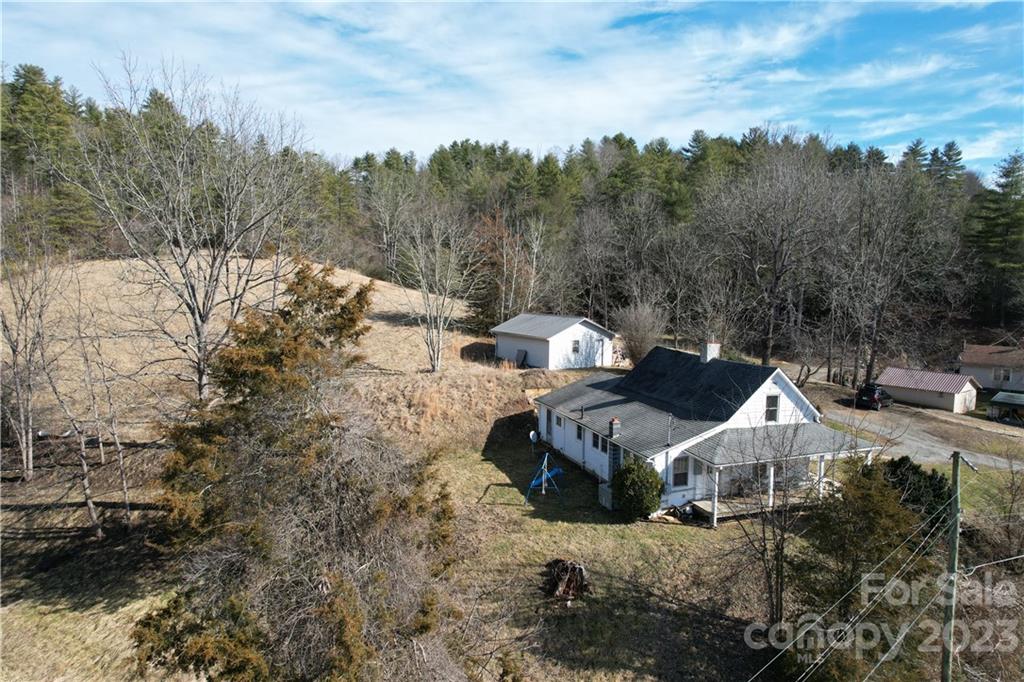 36 Stockton Road Weaverville, NC 28787 - Photo 30 of 31 a front view of a house with a yard