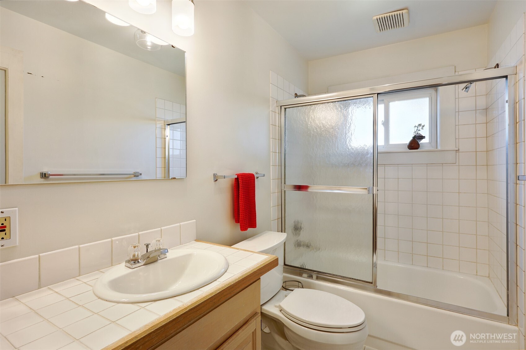 114 North 84th Street Seattle, WA 98103 - Photo 13 of 26 Gallery Image 13