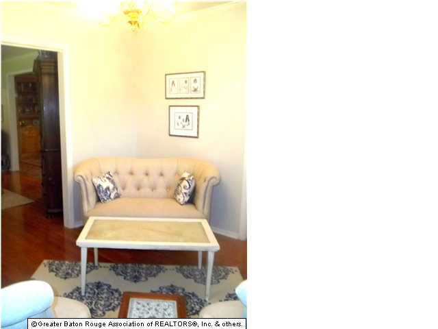725 Burgin Avenue Baton Rouge, LA 70808 - Photo 18 of 27 Gallery Image 18