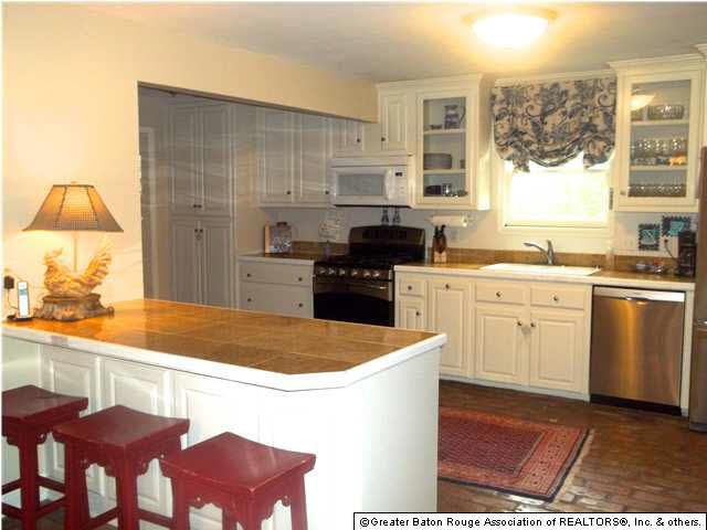725 Burgin Avenue Baton Rouge, LA 70808 - Photo 9 of 27 Gallery Image 9