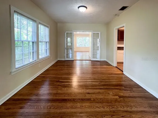 $2,600 | 2734 Southwest 3rd Place, Gainesville, FL 32607