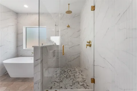 $499,900 | 1318 East 32nd 1/2 Street, Houston, TX 77022