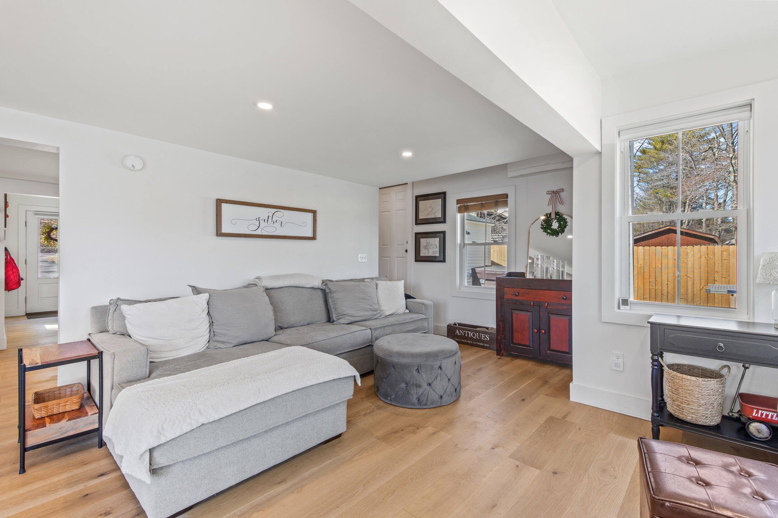 18 Mayberry Road Gray, ME 04039 - Photo 12 of 46 18 mayberry rdgray-16