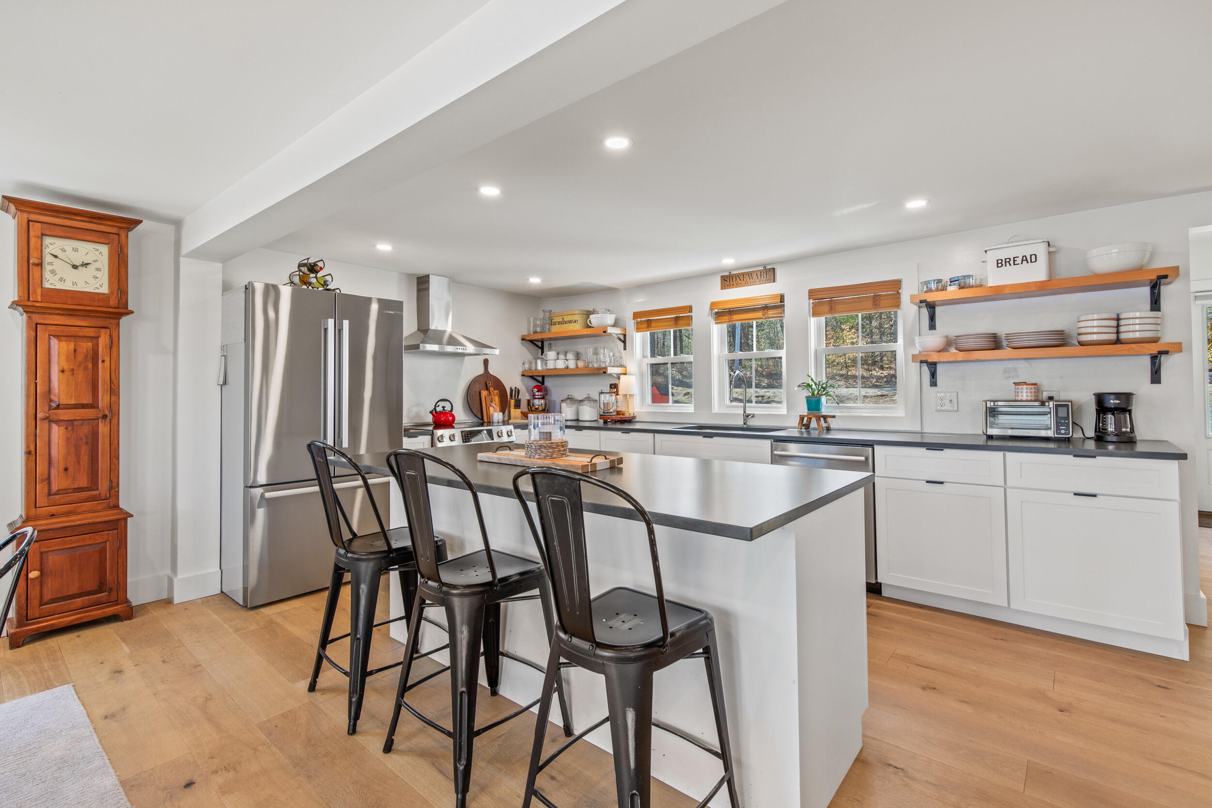 18 Mayberry Road Gray, ME 04039 - Photo 13 of 46 18 mayberry rdgray-12