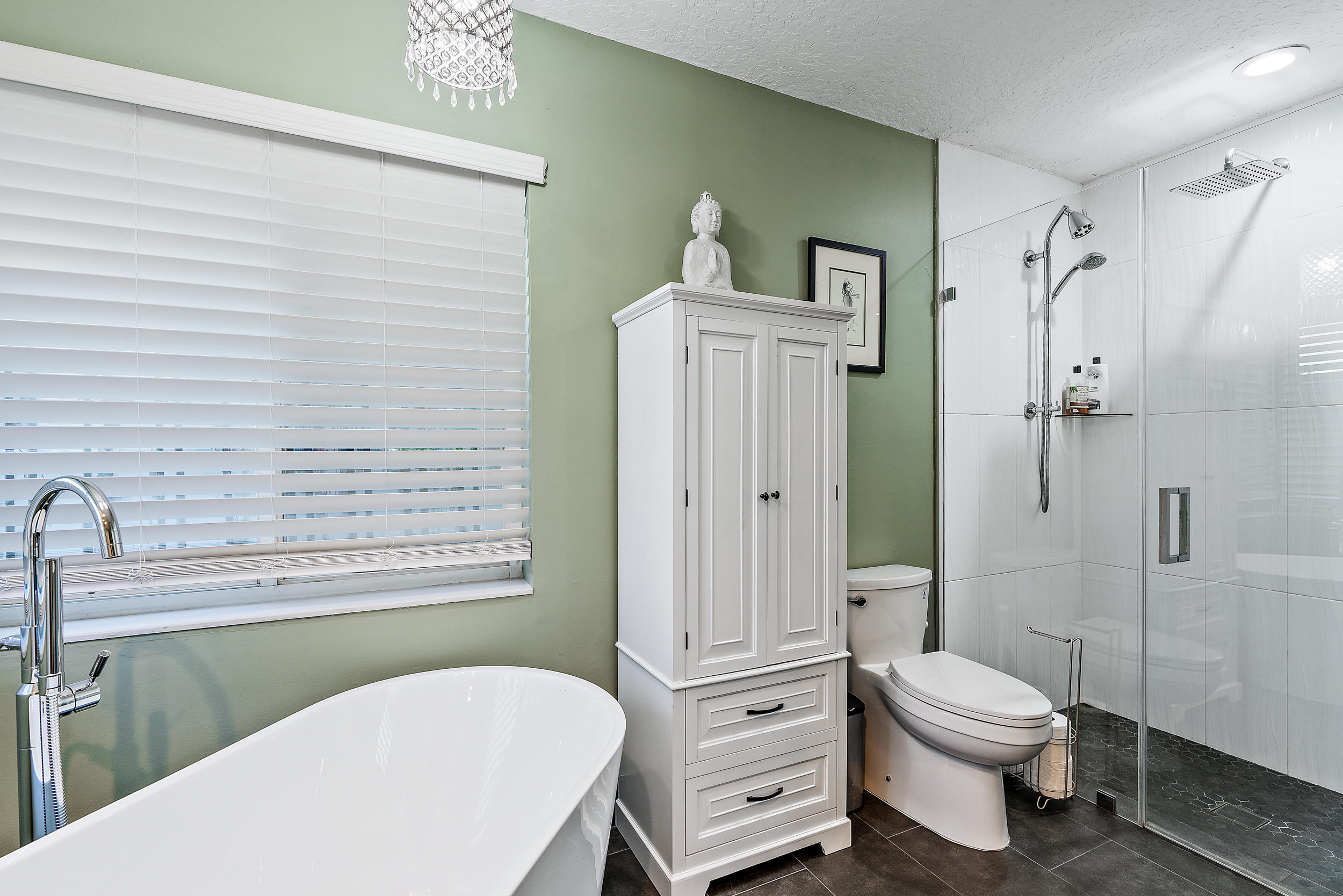 18965 Southeast County Line Road Tequesta, FL 33469 - Photo 21 of 39 18965 SE County Line Rd-4