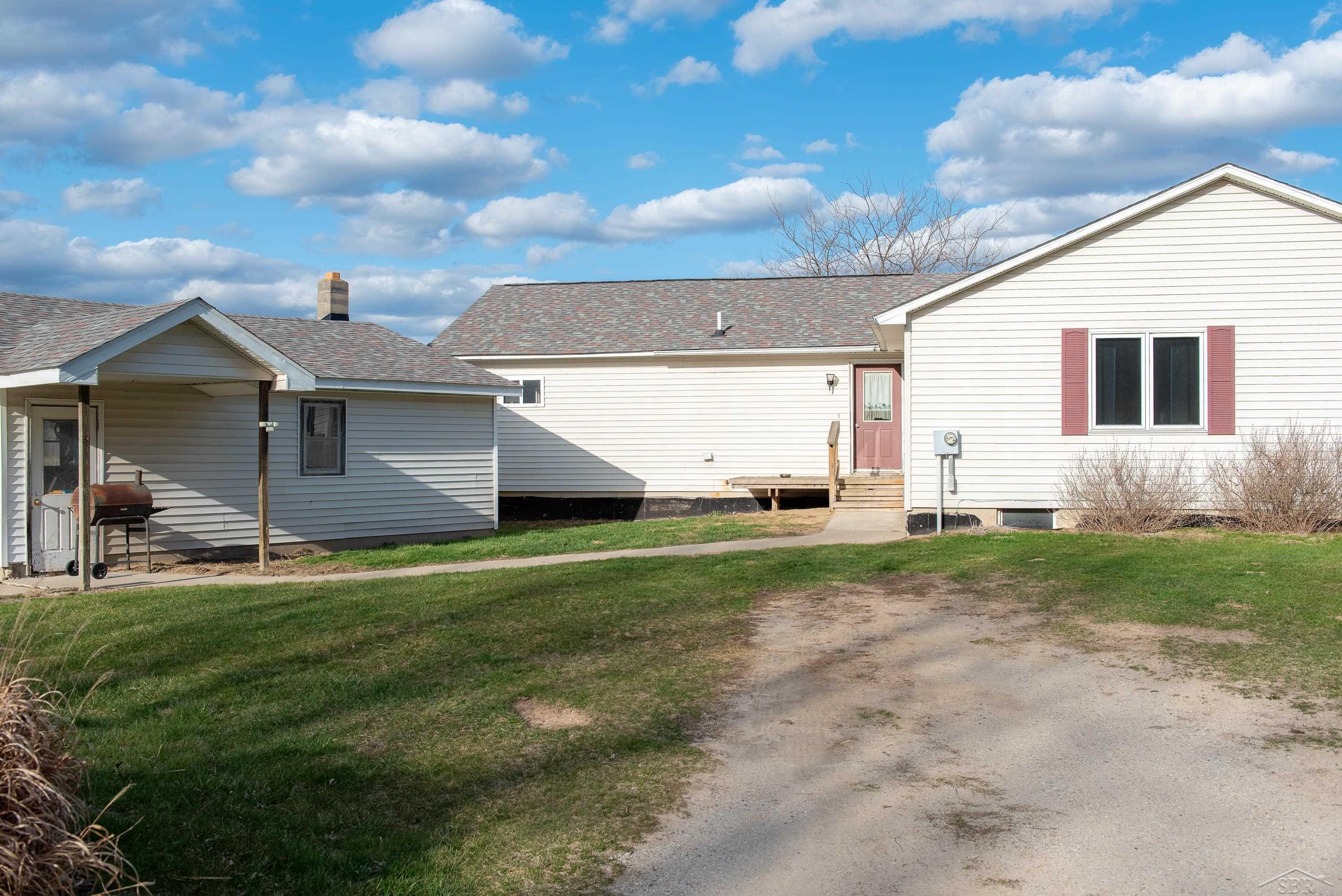 680 West Stewart Road Midland, MI 48640 - Photo 7 of 42