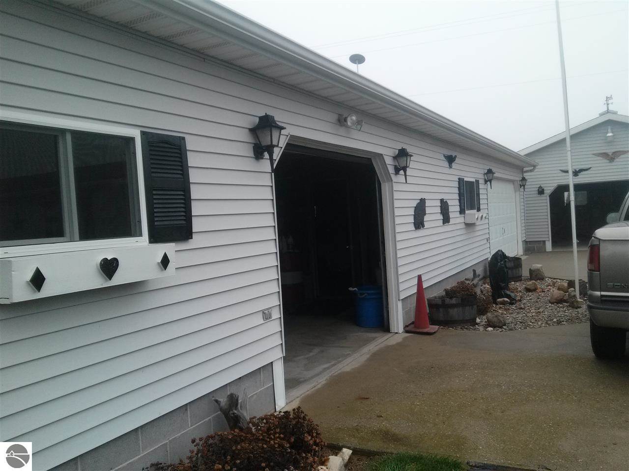3400 South Baldwin Road Ithaca, MI 48847 - Photo 19 of 27 1781747-18.JPG