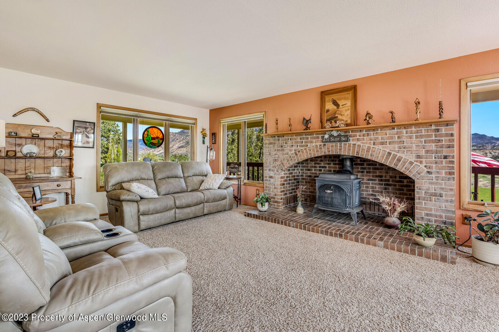 332 Mesa Drive Rifle, CO 81650 - Photo 7 of 44 Living Room