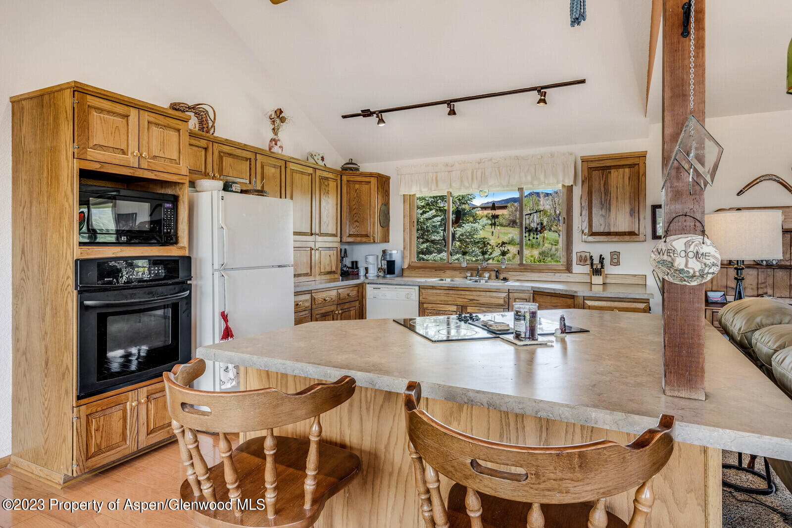 332 Mesa Drive Rifle, CO 81650 - Photo 10 of 44 Kitchen