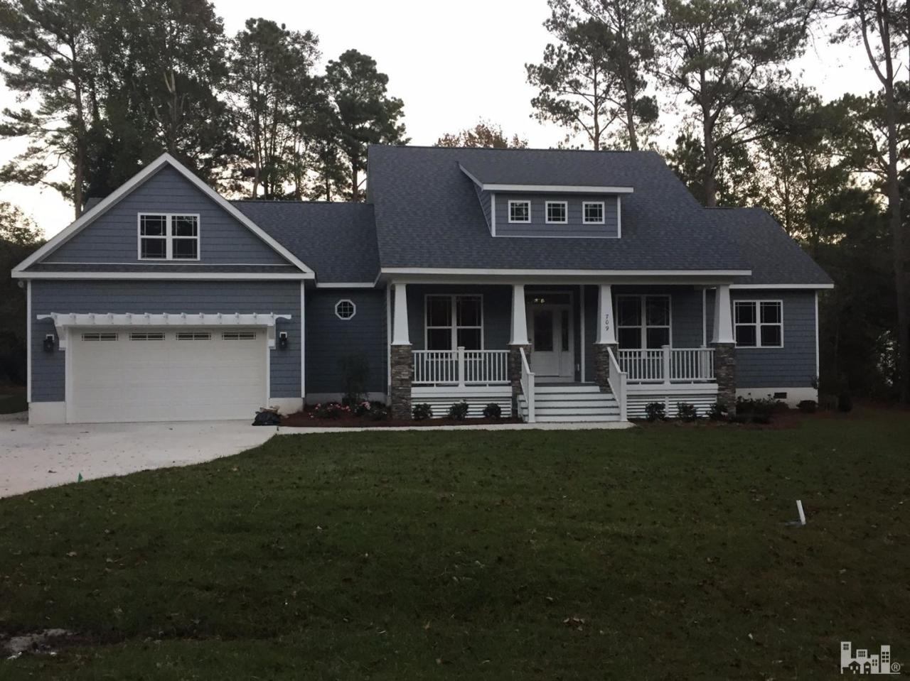 709 Green Tee Road Hampstead, NC 28443 - Photo 1 of 15 Primary Photo