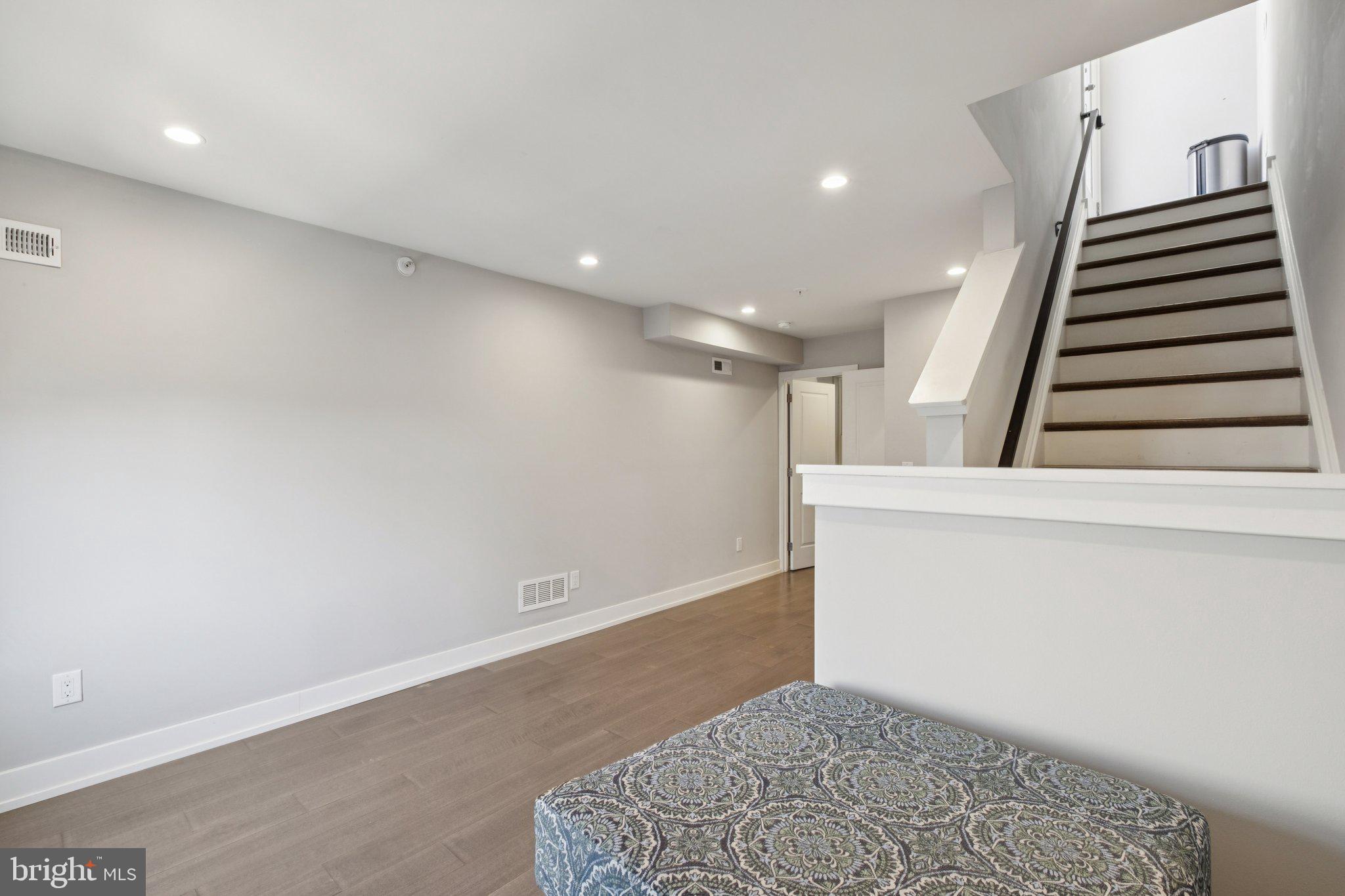 1533 South Lambert Street Philadelphia, PA 19146 - Photo 7 of 29 a view of an entryway
