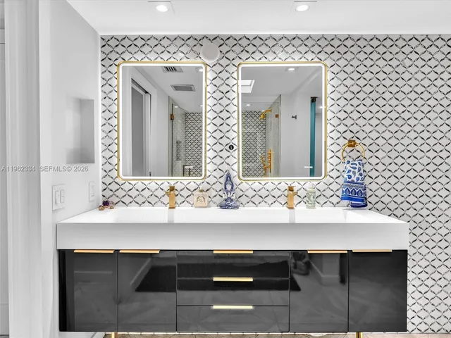 $9,850 | 101 Crandon Boulevard, Unit 479, Key Biscayne, FL 33149