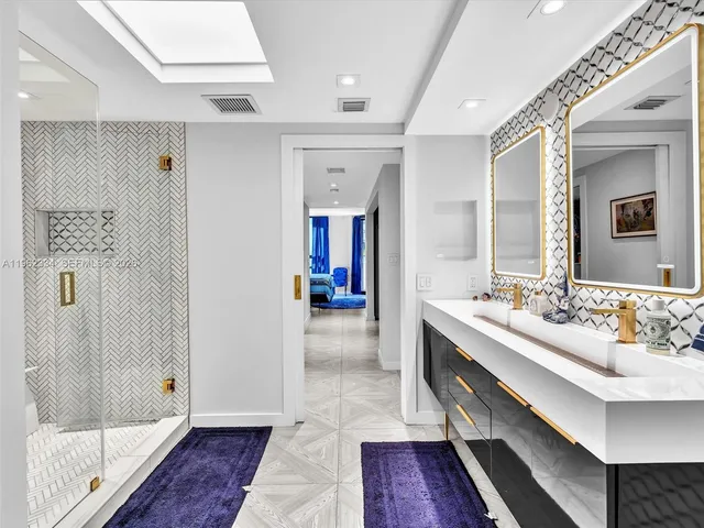 $9,850 | 101 Crandon Boulevard, Unit 479, Key Biscayne, FL 33149