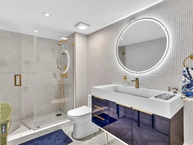 $9,850 | 101 Crandon Boulevard, Unit 479, Key Biscayne, FL 33149