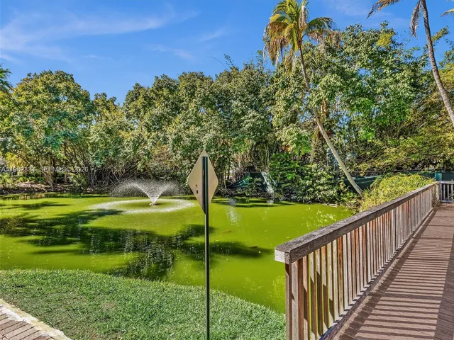 $9,850 | 101 Crandon Boulevard, Unit 479, Key Biscayne, FL 33149