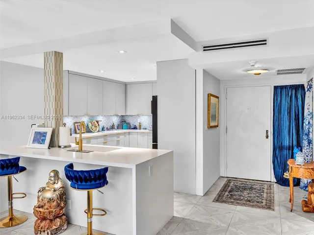 $9,850 | 101 Crandon Boulevard, Unit 479, Key Biscayne, FL 33149