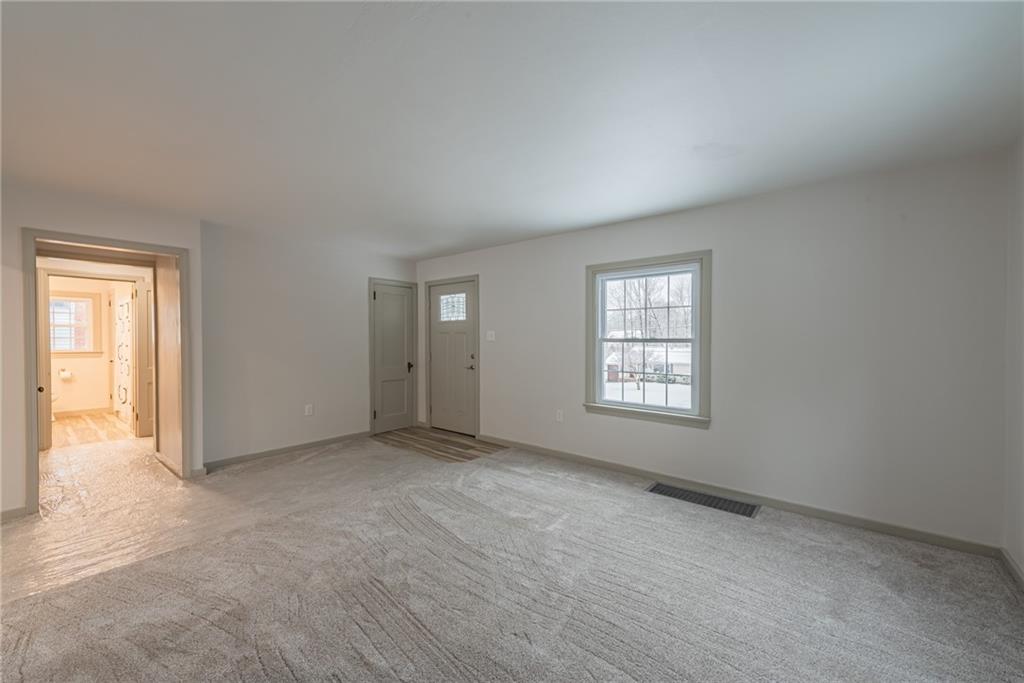 197 Frye Farm Road Greensburg, PA 15601 - Photo 6 of 25 Gallery Image 6