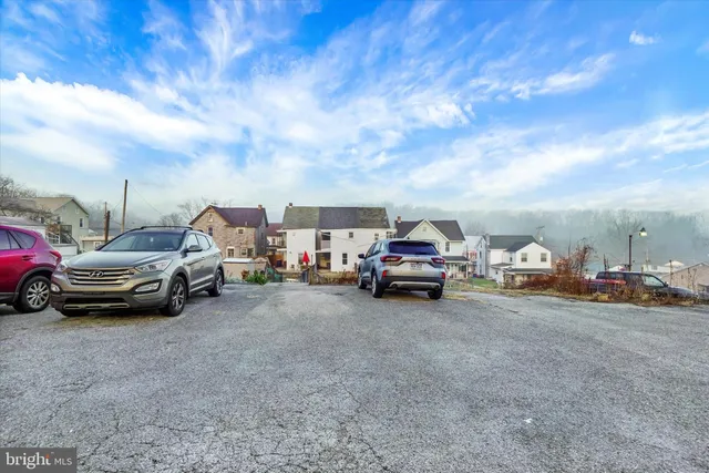 $170,000 | 31 Landvale Street, York Haven, PA 17370