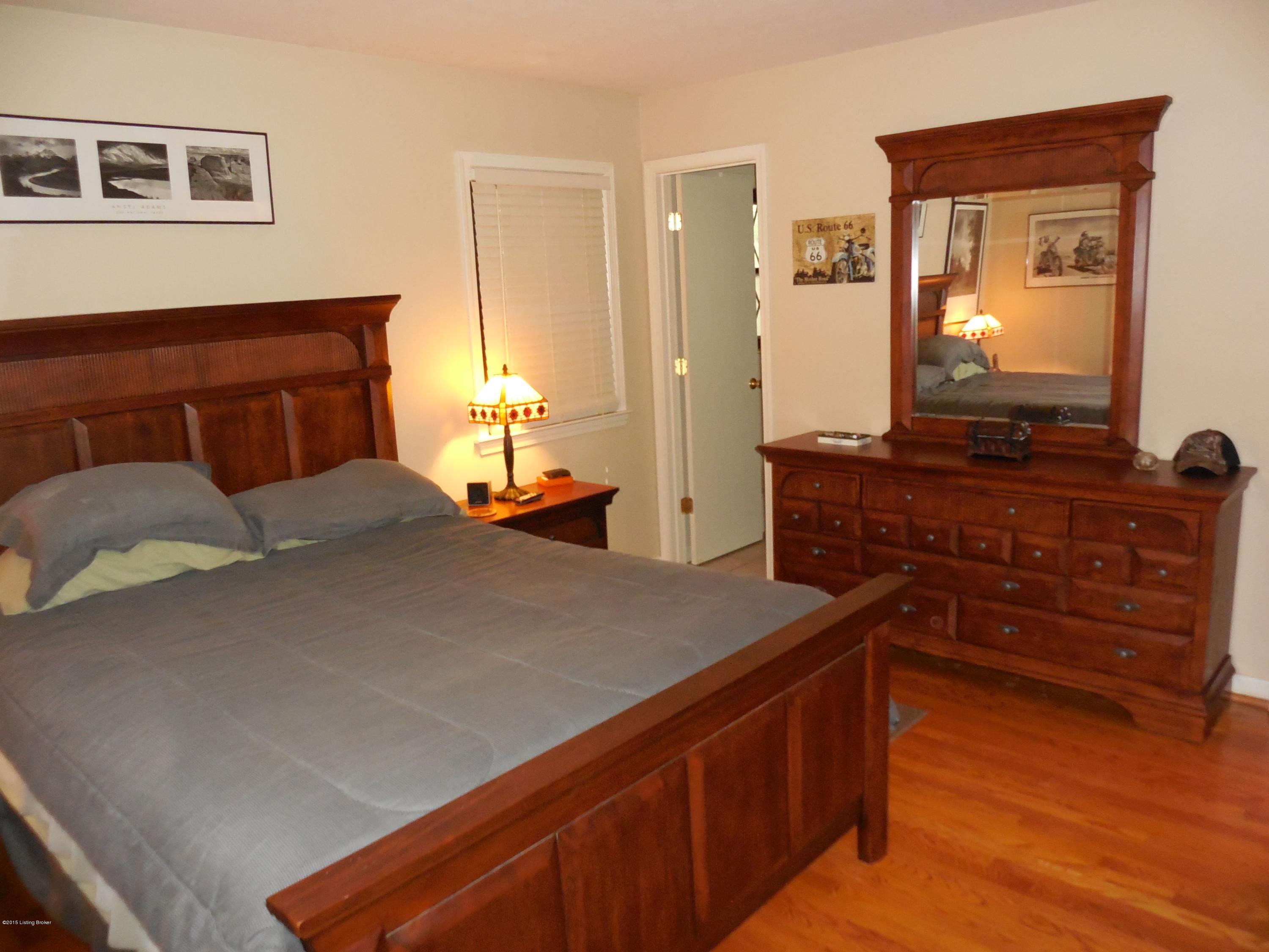 7403 Switch Bark Road Louisville, KY 40228 - Photo 11 of 16 mb2