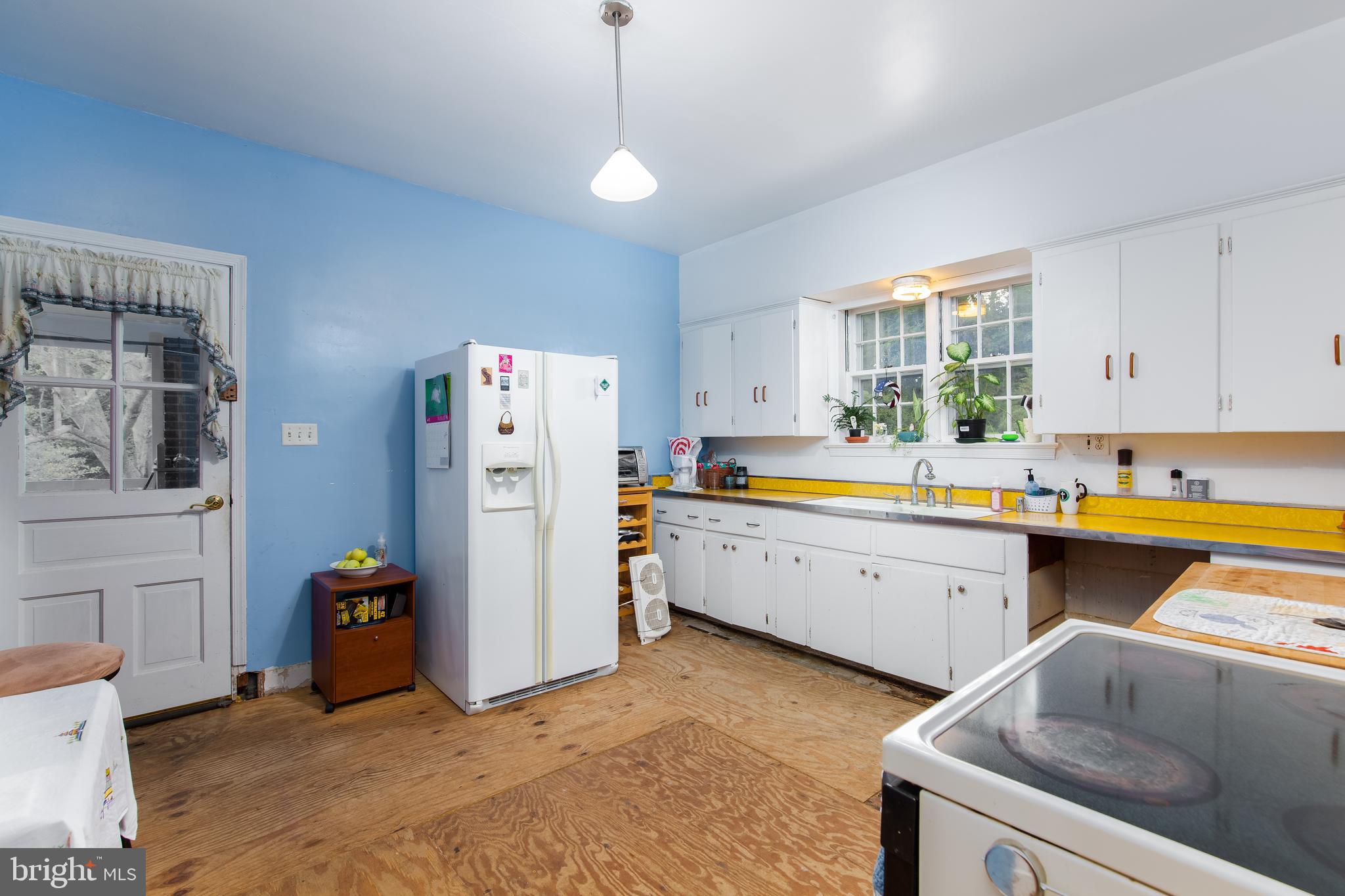 13907 Woodmore Road Bowie, MD 20721 - Photo 14 of 30 Gallery Image 14
