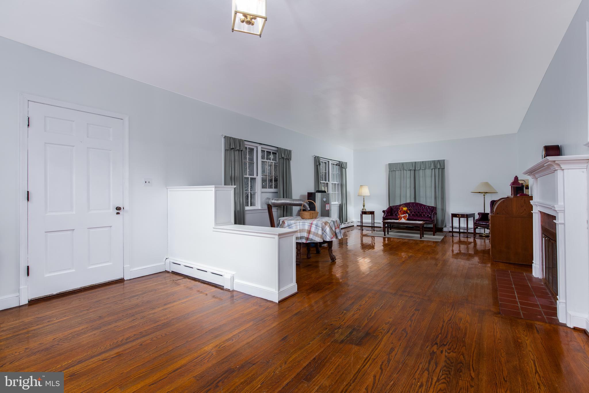 13907 Woodmore Road Bowie, MD 20721 - Photo 20 of 30 Gallery Image 20