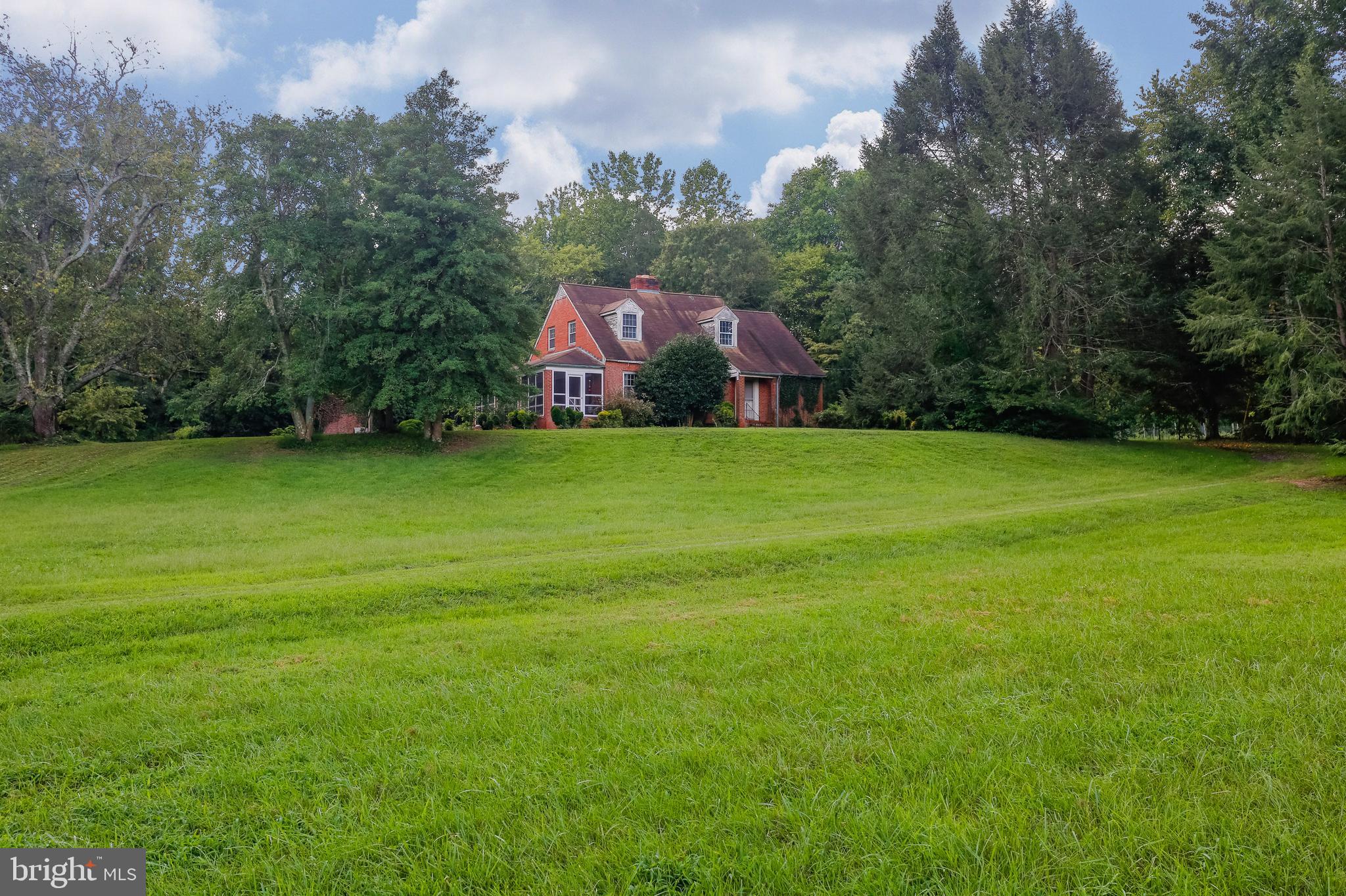 13907 Woodmore Road Bowie, MD 20721 - Photo 5 of 30 Gallery Image 5