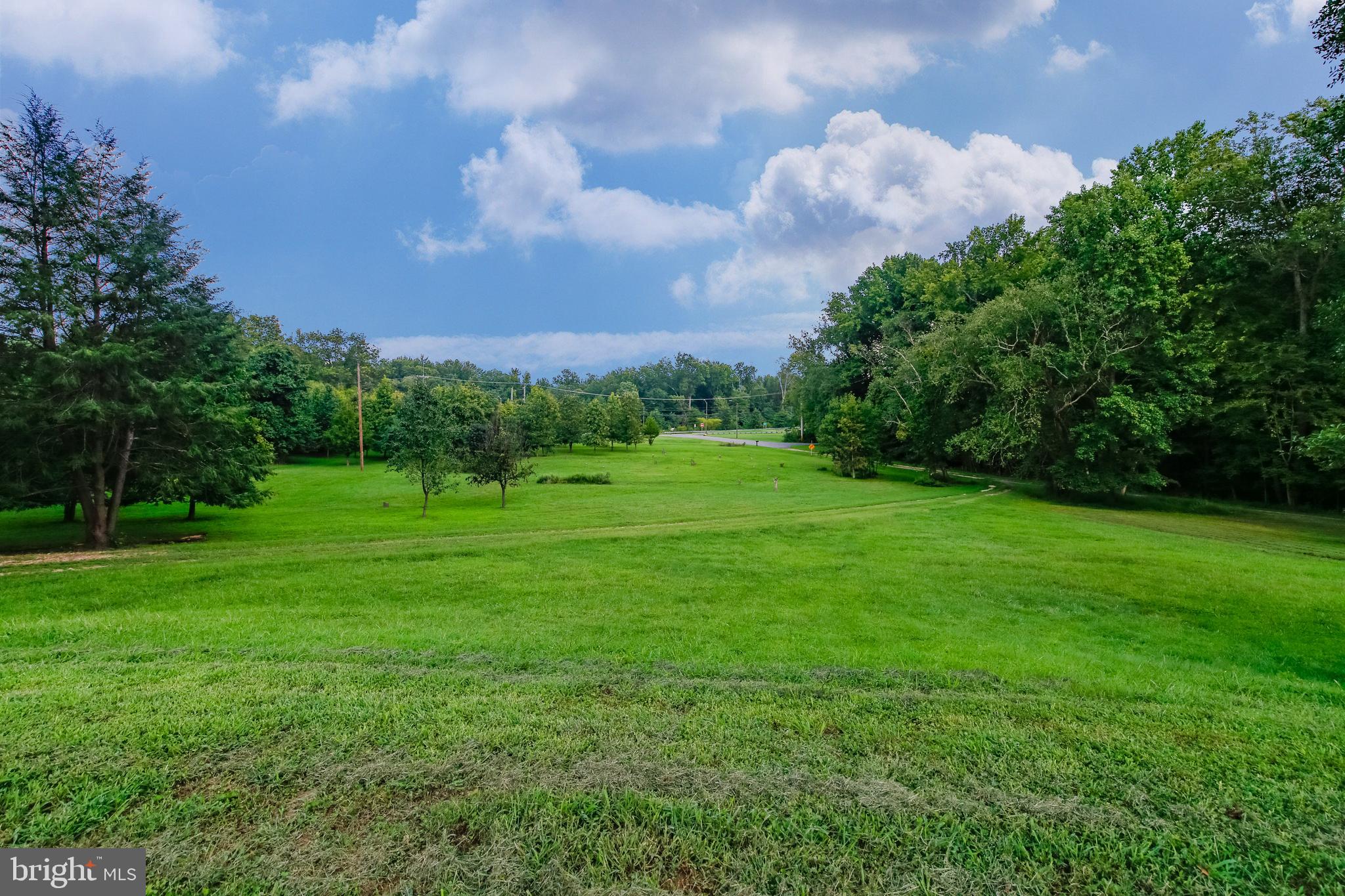 13907 Woodmore Road Bowie, MD 20721 - Photo 9 of 30 Gallery Image 9