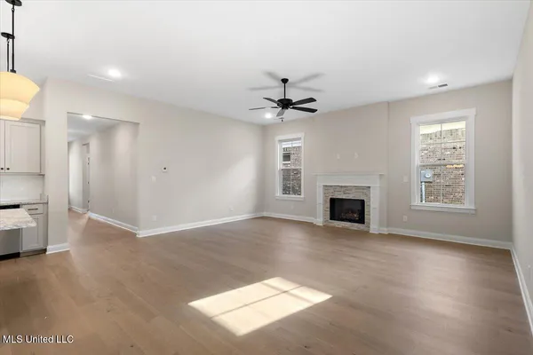 $338,900 | 538 Bolivar Drive, Nesbit, MS 38651