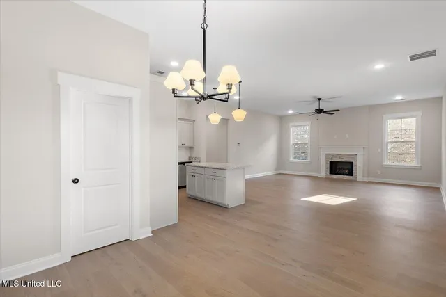 $338,900 | 538 Bolivar Drive, Nesbit, MS 38651