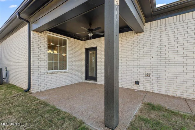 $338,900 | 538 Bolivar Drive, Nesbit, MS 38651