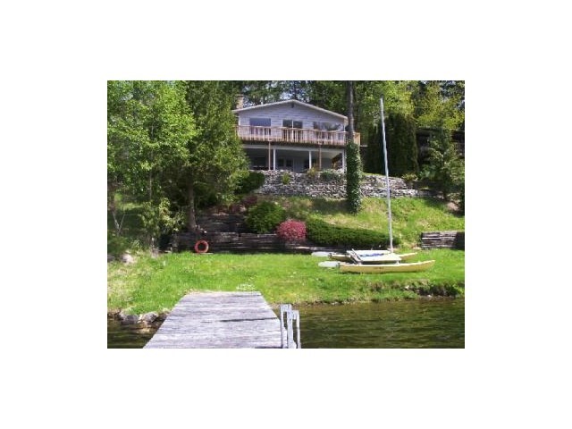5010 Weber Road Snohomish, WA 98290 - Photo 1 of 1 a view of backyard with a garden and plants